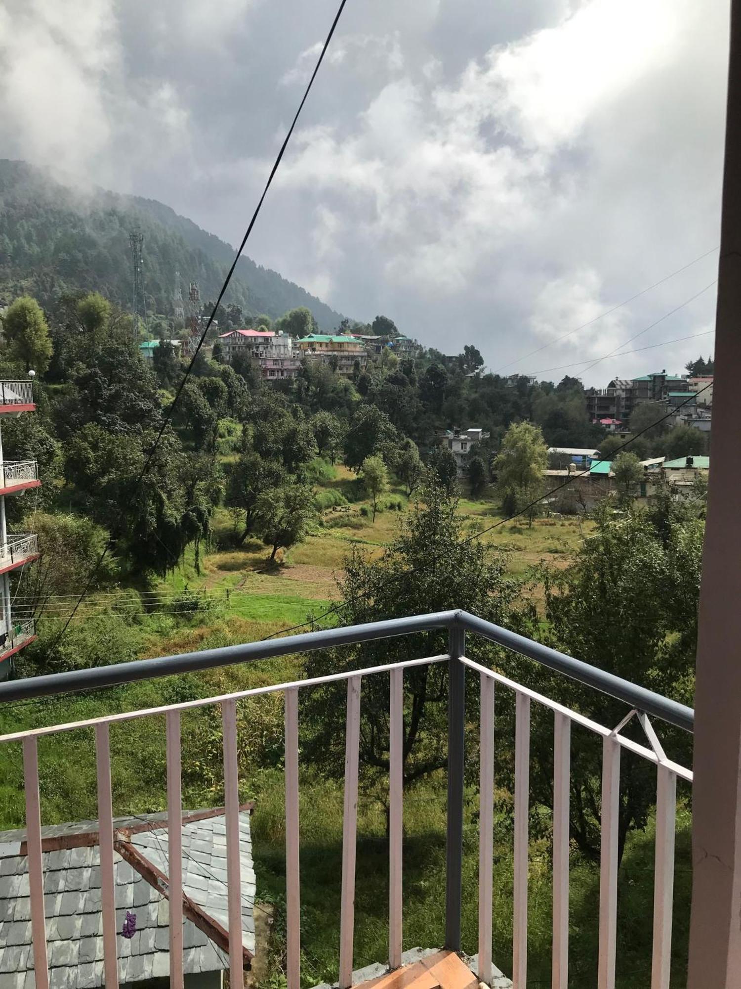 Mcleodganj Diaries Guest House Dharamshala Exterior foto